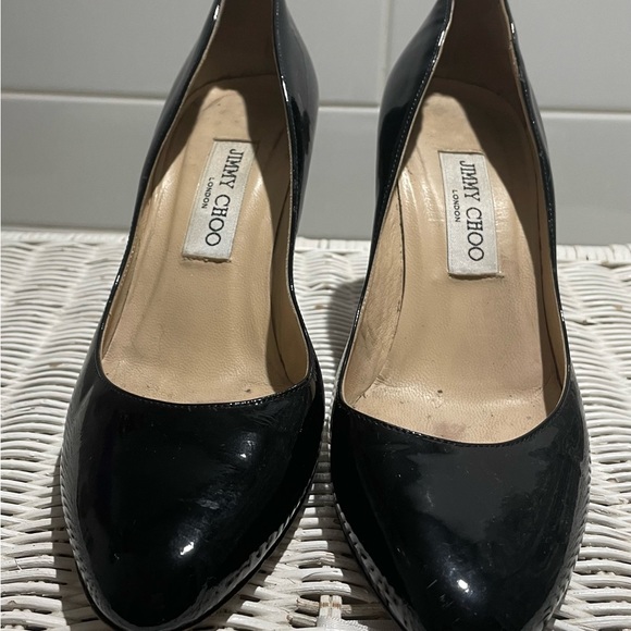 JIMMY CHOO classic black patent leather pumps - Picture 2 of 9